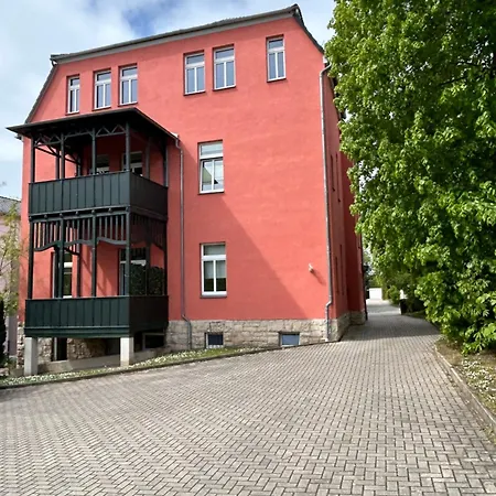 Schoene 3 Zimmer Wohnung Mit Grossem Balkon Bis 7 Personen Naumburg  Exterior photo