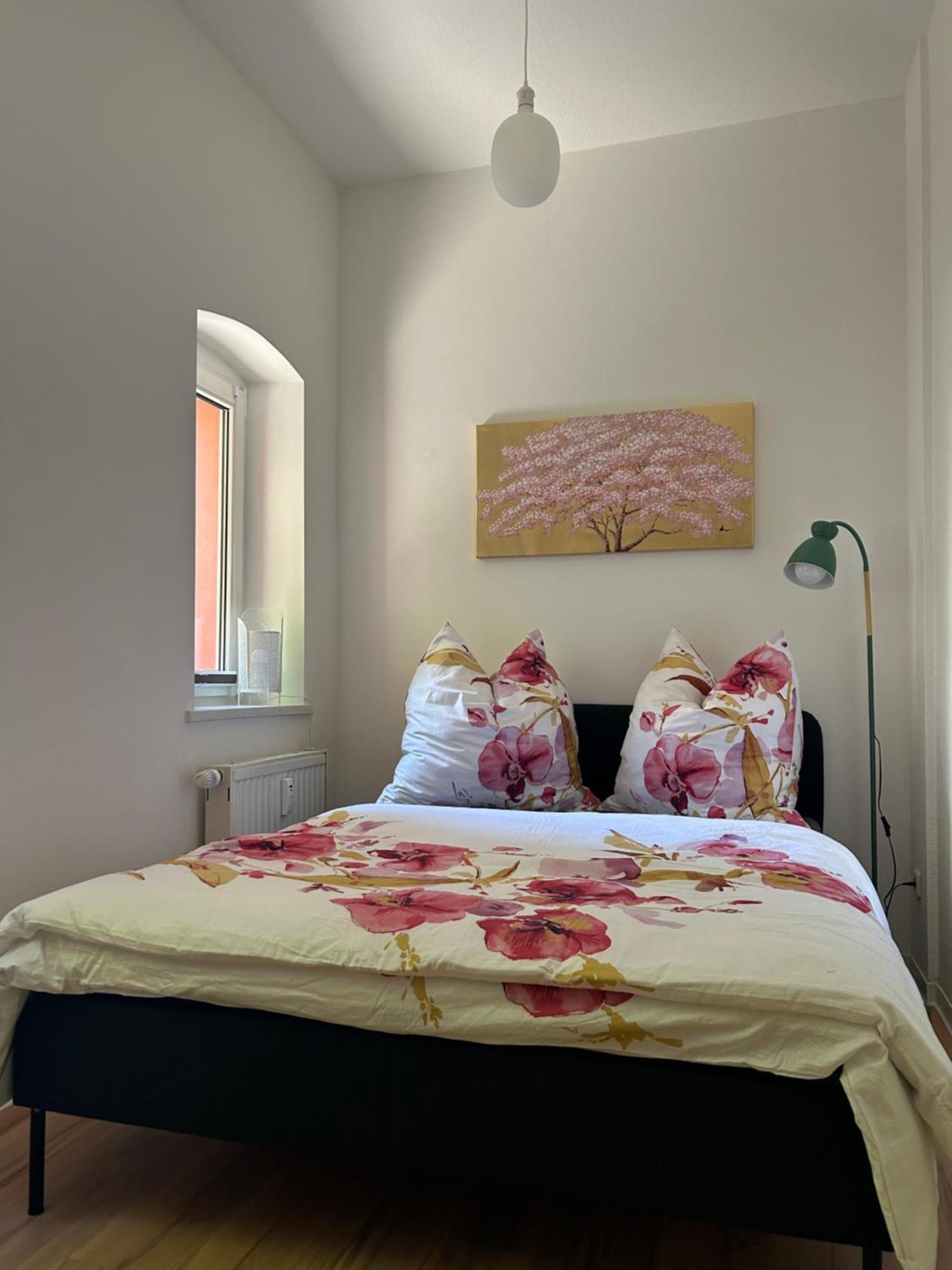 Schoene 3 Mit Grossem Balkon Bis 7 Personen * Naumburg (Saale)